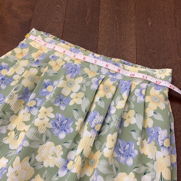Vintage Pastel Green Floral Midi Skirt - Picture 8 of 9